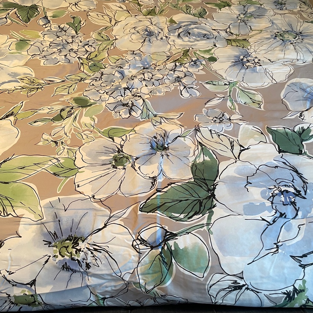 Queen Comforter